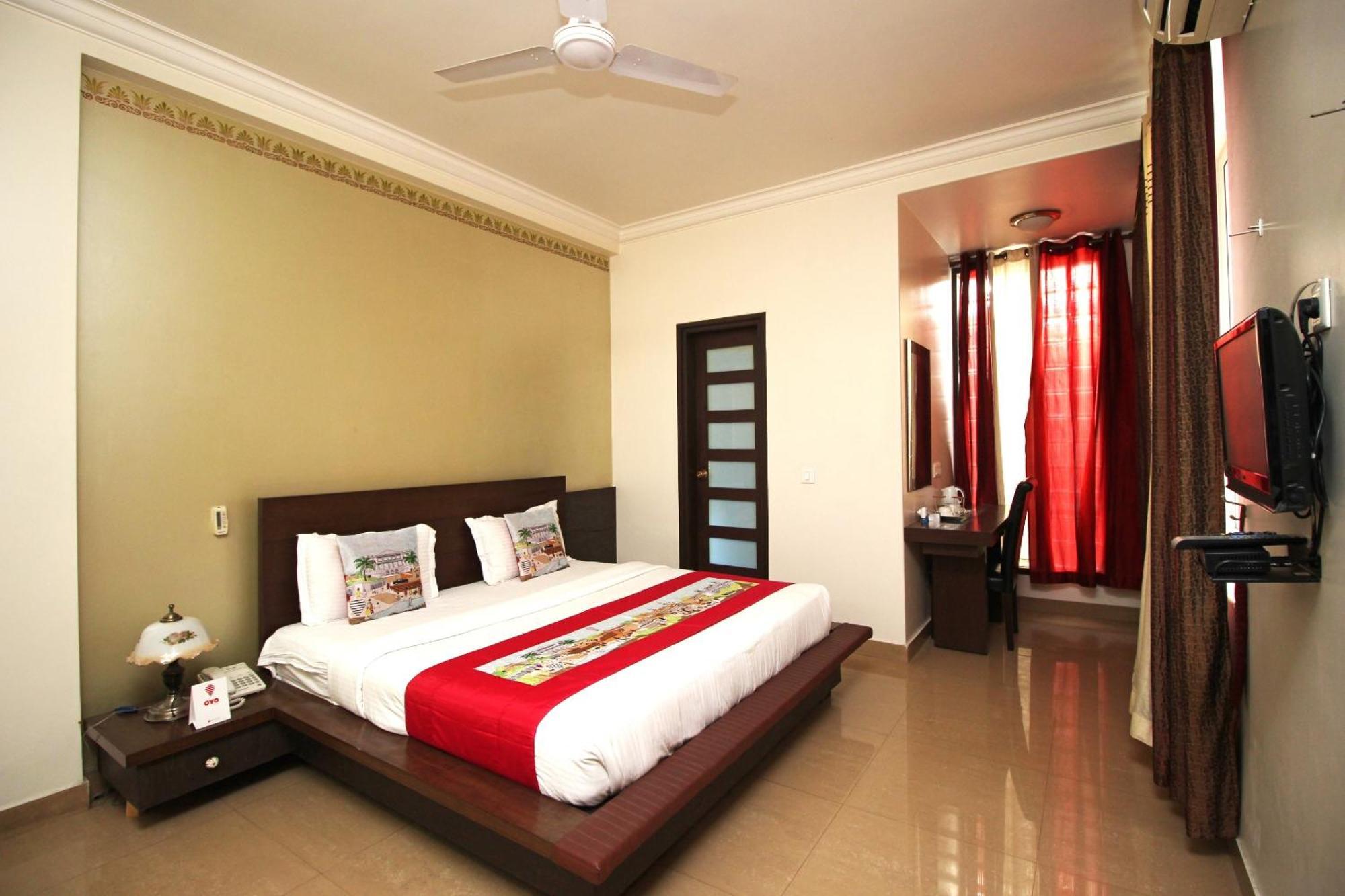 Super Collection O Sakshi Hotel Gurgaon Exterior photo